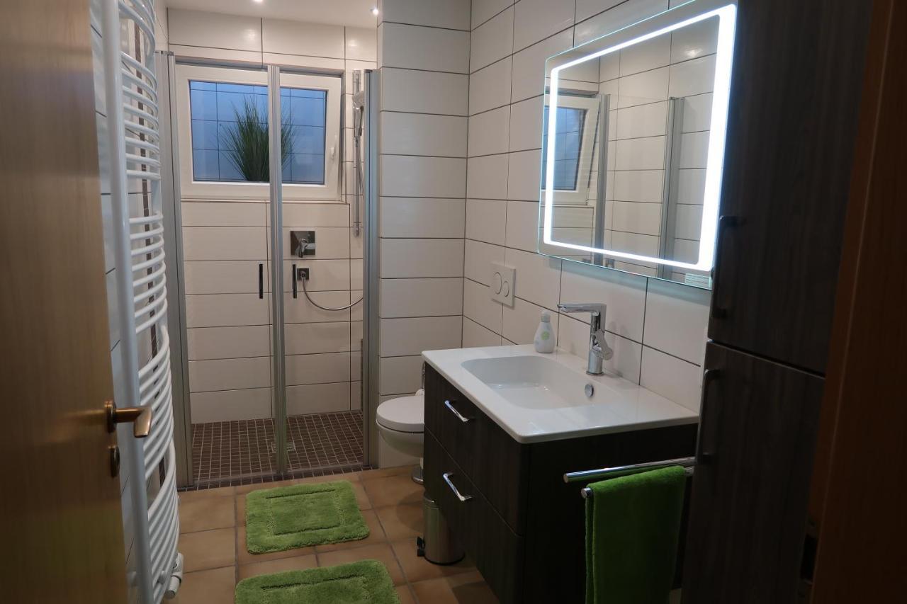 Ferienwohnung Neuborner-Hof Андернах Екстериор снимка