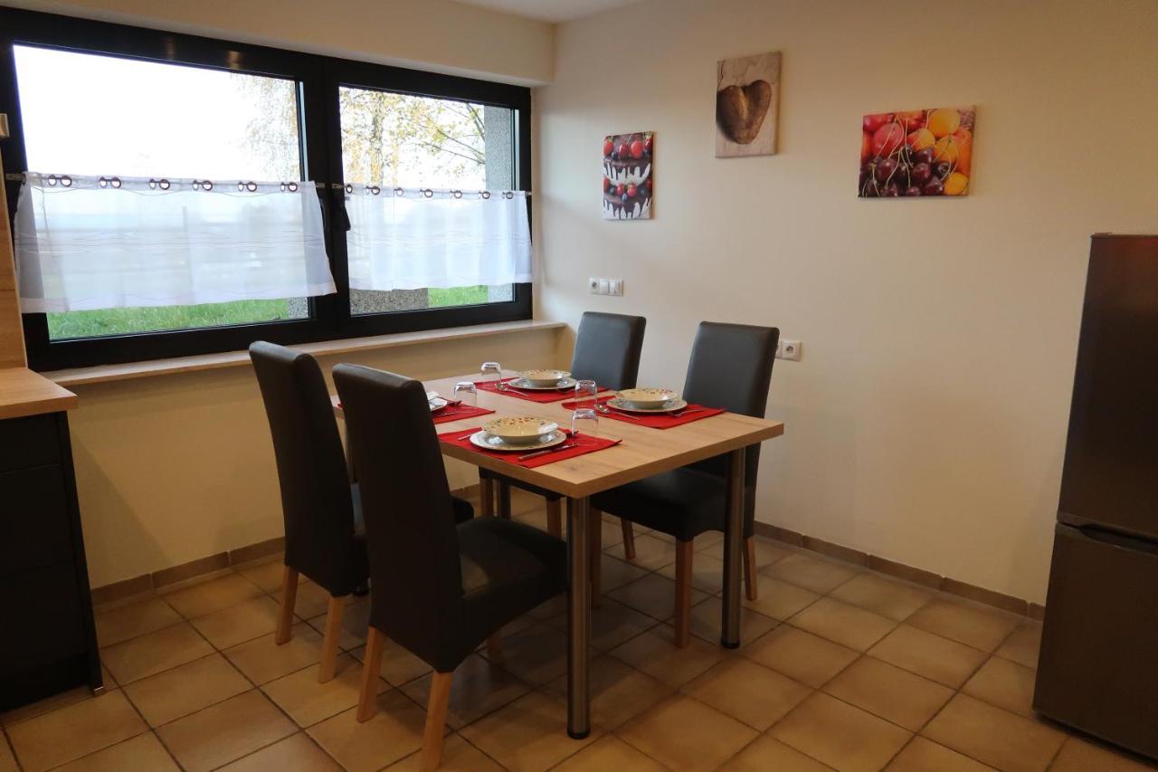 Ferienwohnung Neuborner-Hof Андернах Екстериор снимка